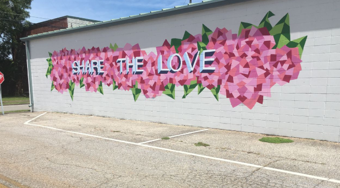 格林维尔通过丰富多彩的壁画项目“分享爱”