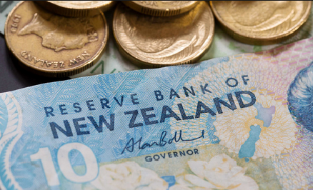 新西兰经济受到住房财富效应和低利率的提振