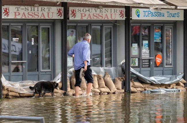 俄媒：严重洪灾让德国秩序的神话破灭(图)
